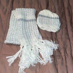NWT hat and scarf